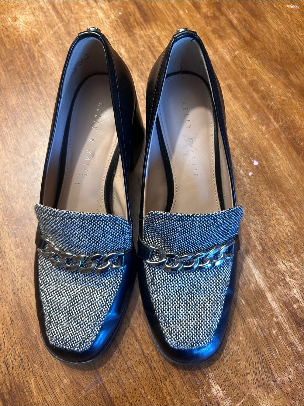 Kelly & Katie Black and White Tweed Poet Academia Chain-Accent Women's Loafers 8